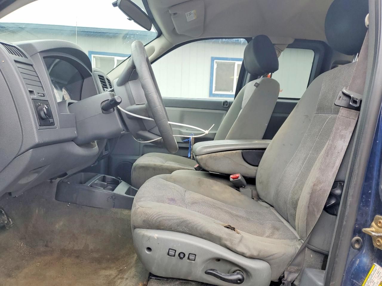 2007 Dodge Dakota st