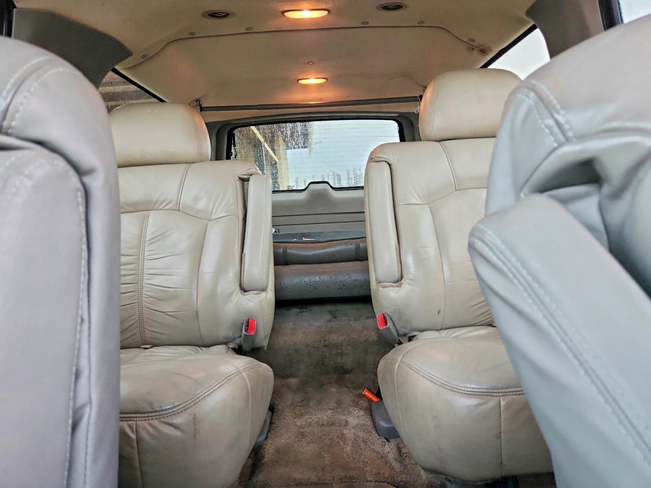 2002 Chevrolet Suburban K1500