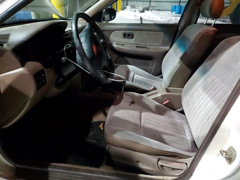 1997 Nissan Sentra xe