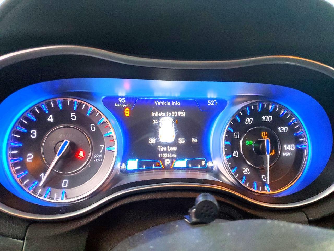 2017 Chrysler 300 Limited