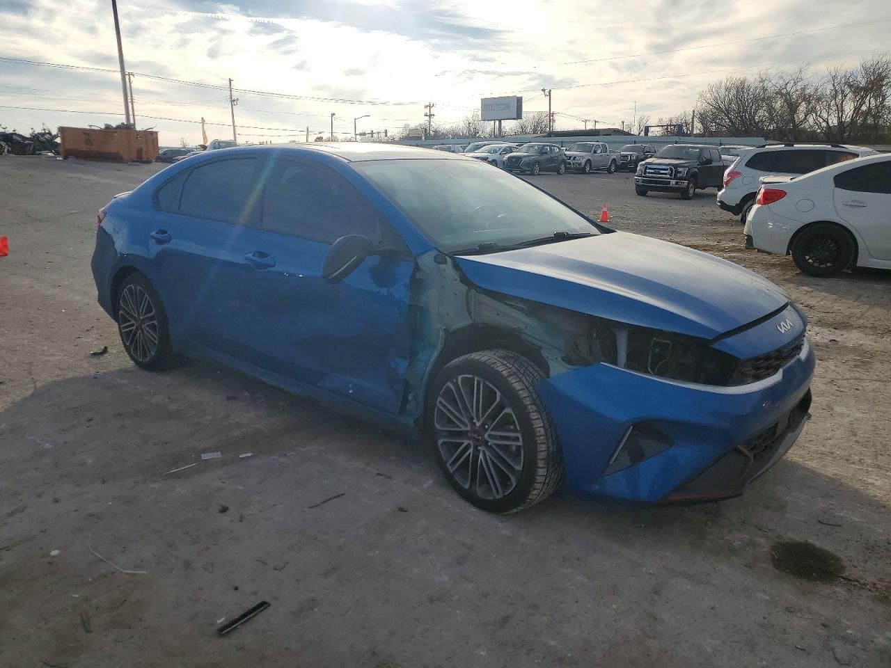 2023 KIA Forte gt