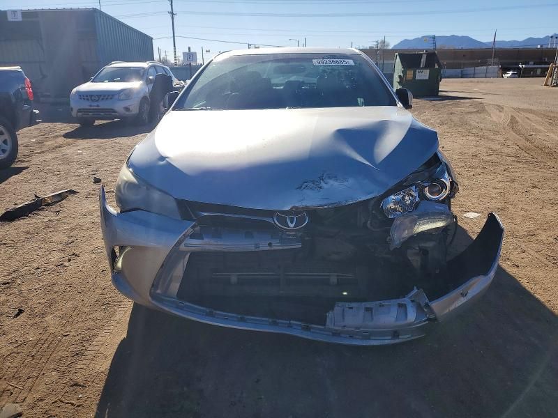 2015 Toyota Camry le