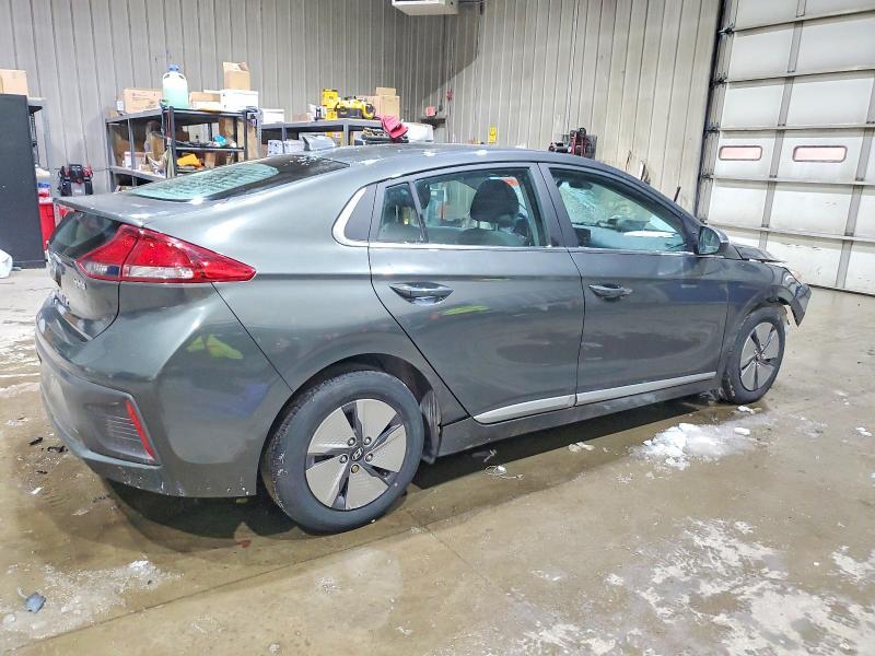 2021 Hyundai Ioniq Hybrid se