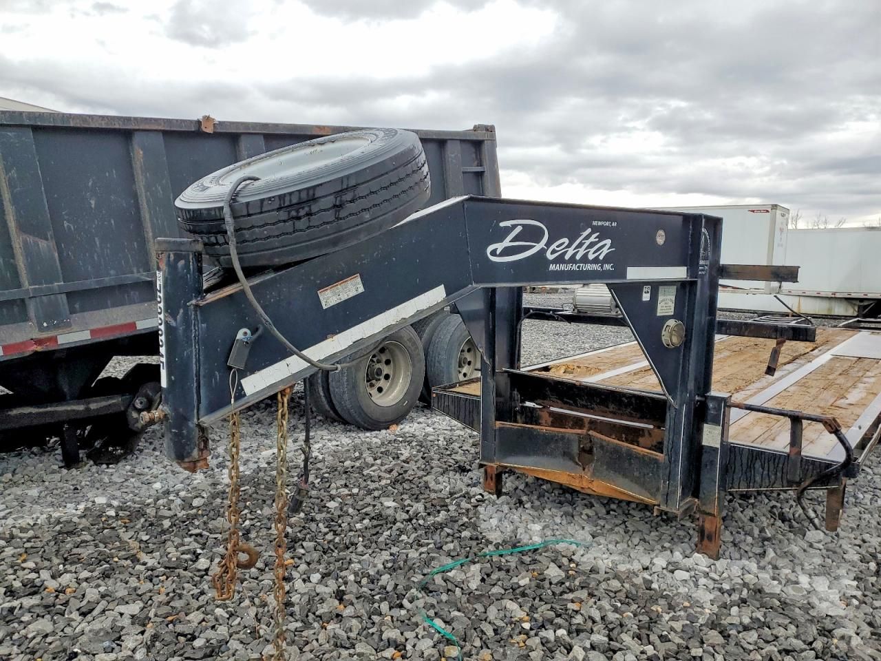 2015 Gooseneck Hitch Trailer