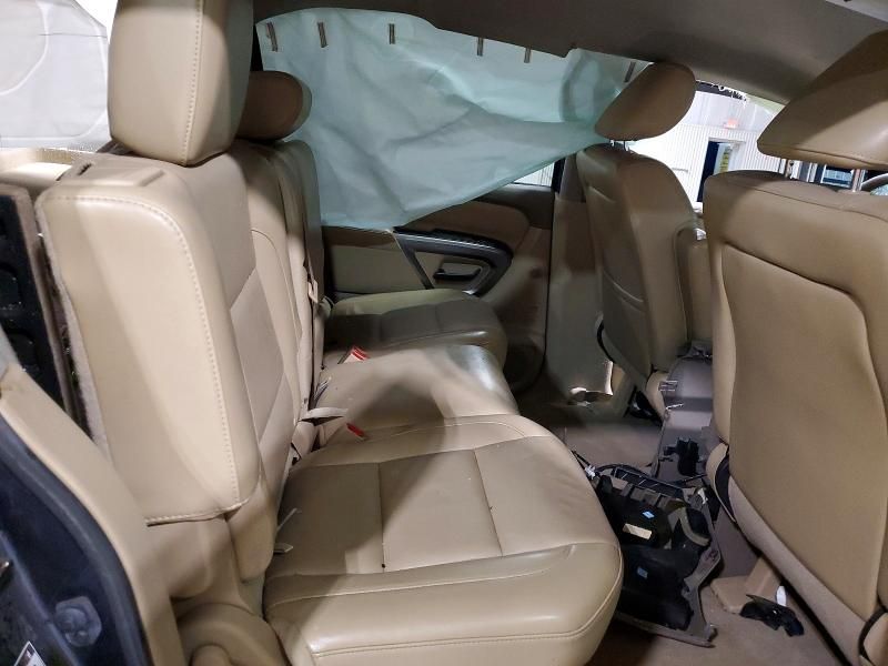 2015 Nissan Armada sv