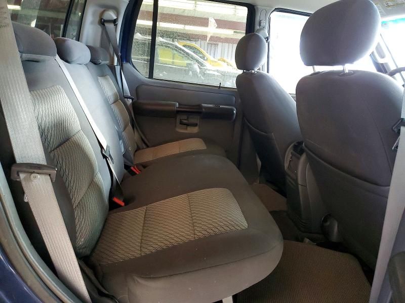 2004 Ford Explorer Sport Trac