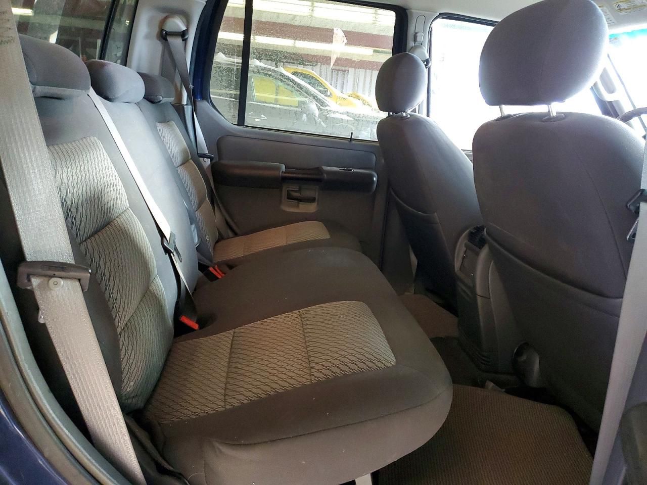 2004 Ford Explorer Sport Trac