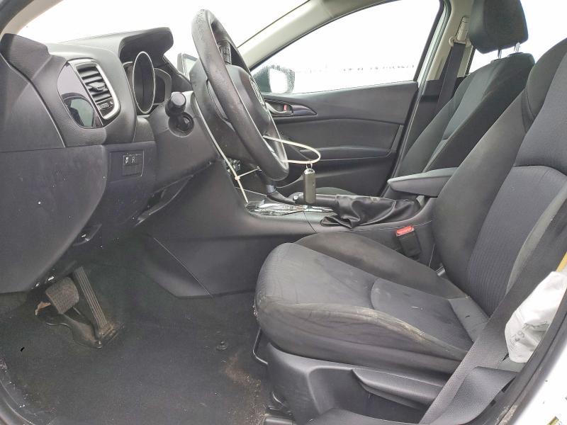 2015 Mazda 3 Sport