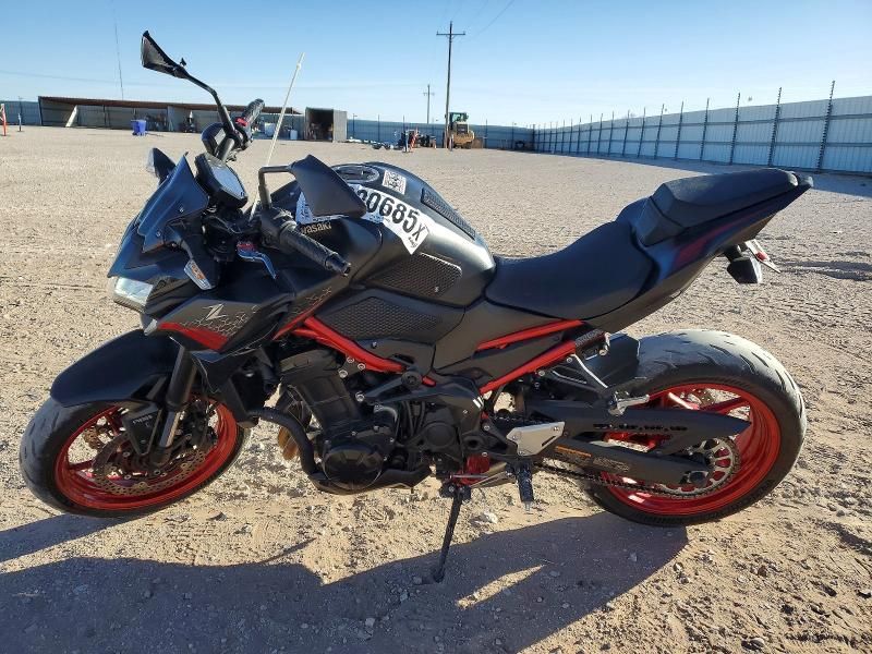 2021 Kawasaki Zr900 f