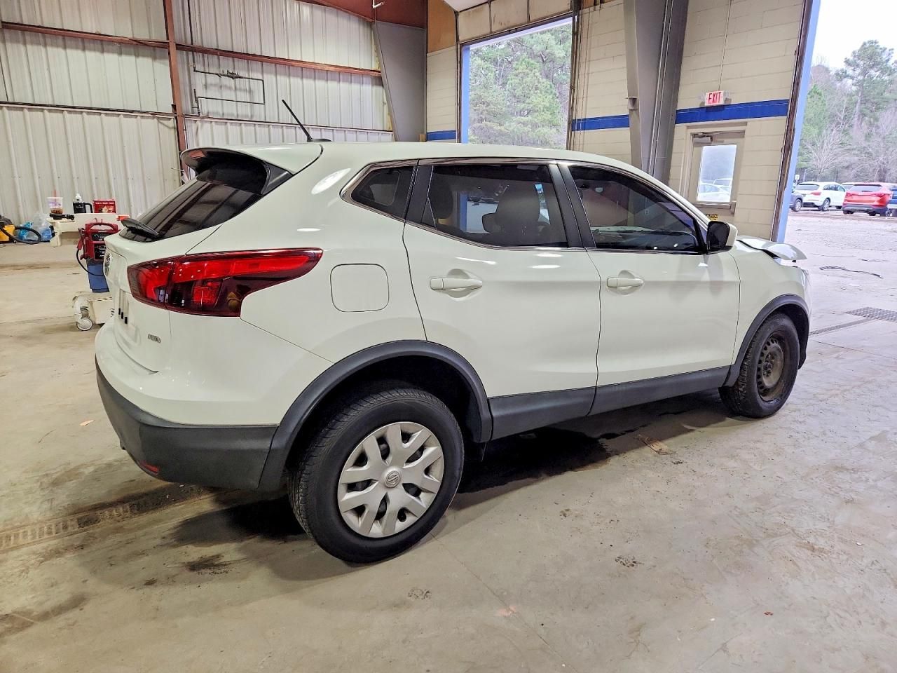 2018 Nissan Rogue Sport s