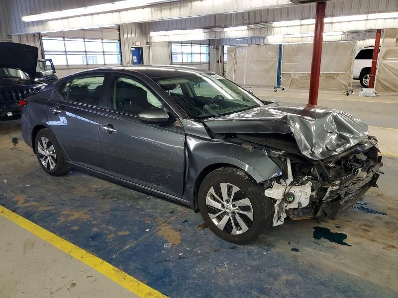 2019 Nissan Altima s