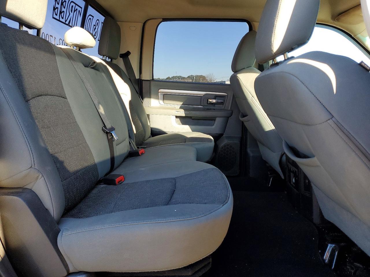 2014 Dodge RAM 1500 SLT