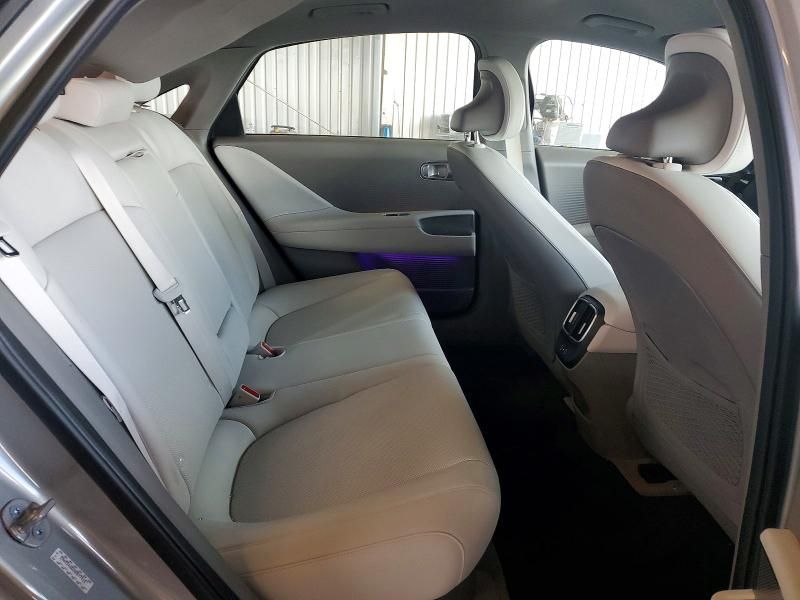 2024 Hyundai Ioniq 6 sel