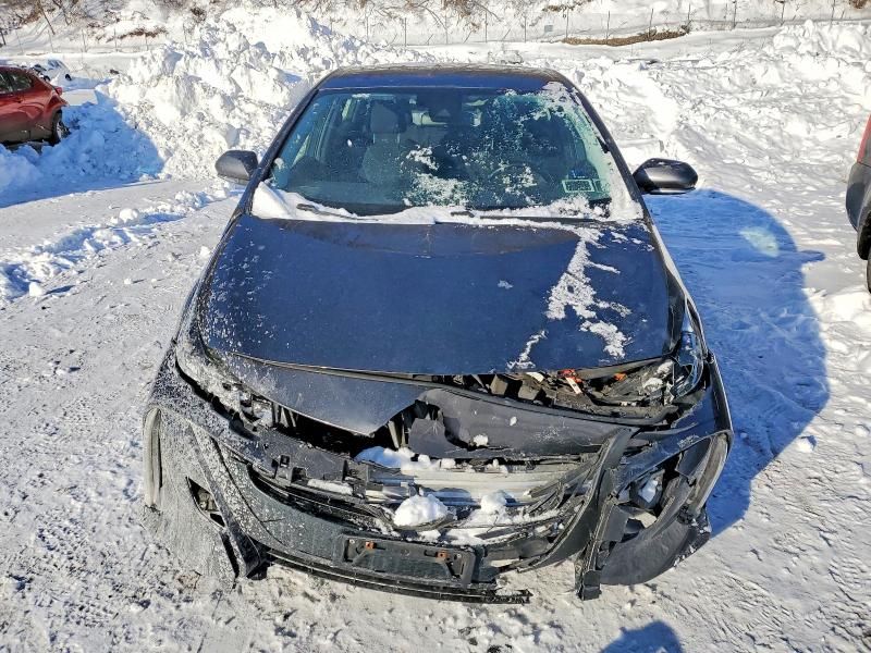 2021 Toyota Prius Prime le