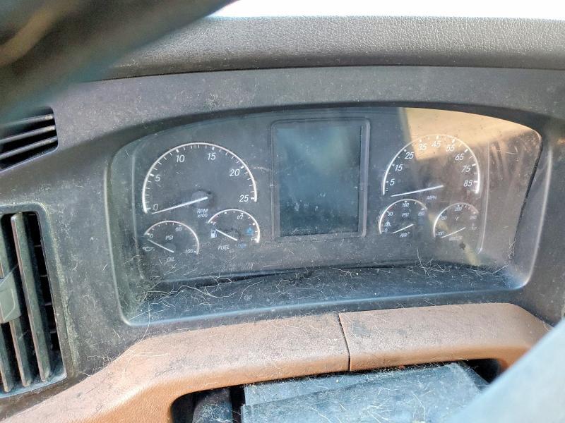 2020 Freightliner Cascadia 126