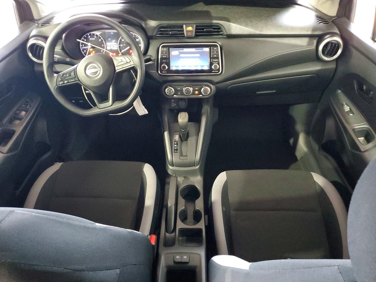 2025 Nissan Versa s
