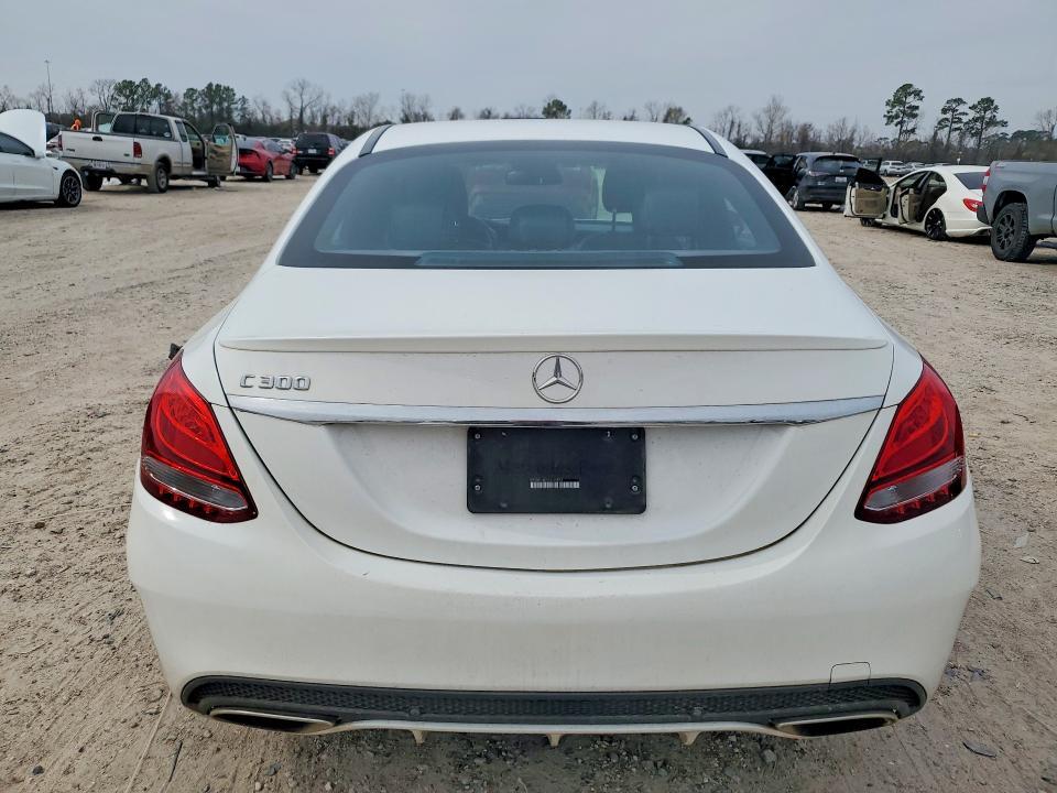 2016 Mercedes-Benz C300