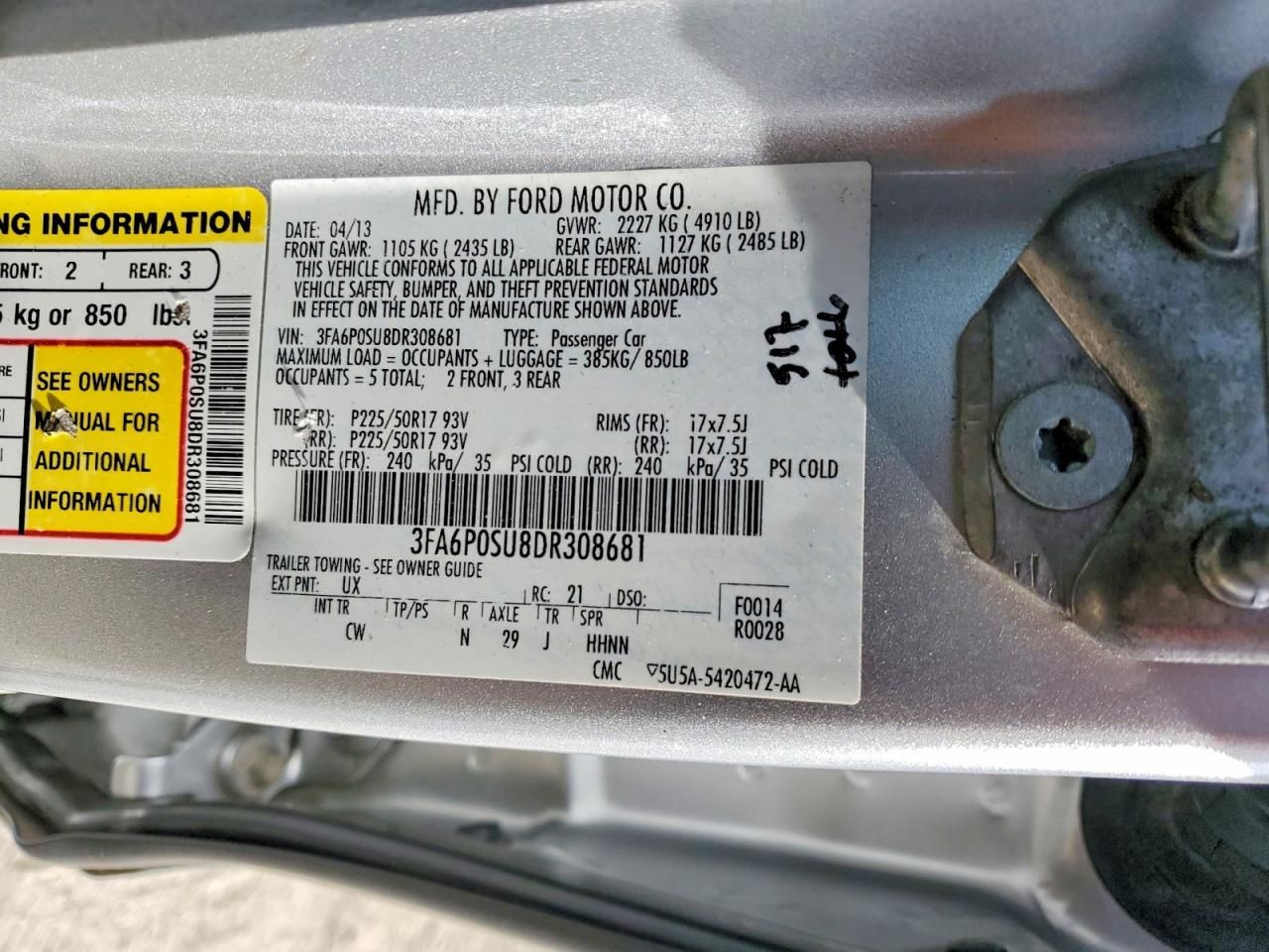 2013 Ford Fusion Titanium Phev