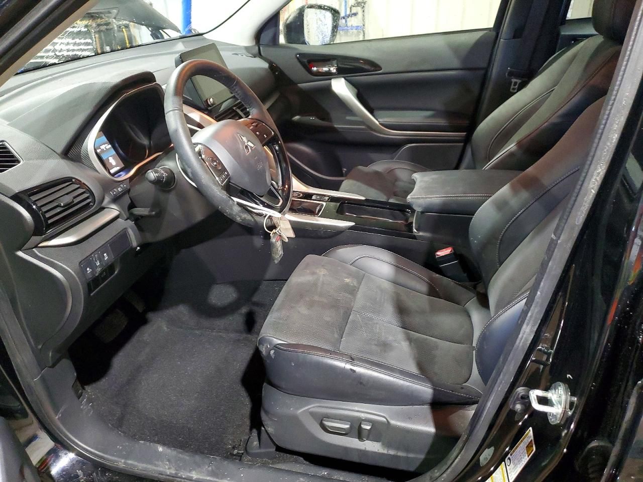 2025 Mitsubishi Eclipse Cross se