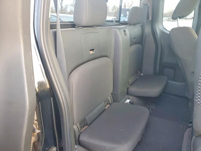 2012 Nissan Frontier sv