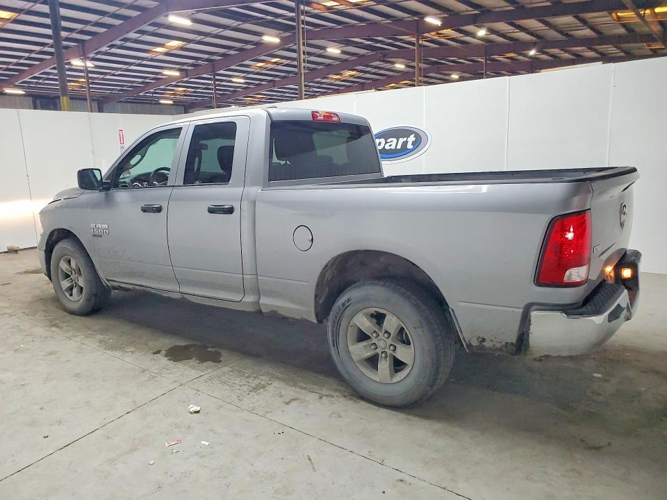 2024 Dodge Ram 1500 Classic slt