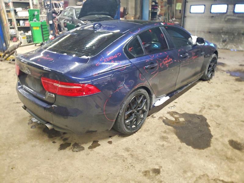 2017 Jaguar Xe R-sport