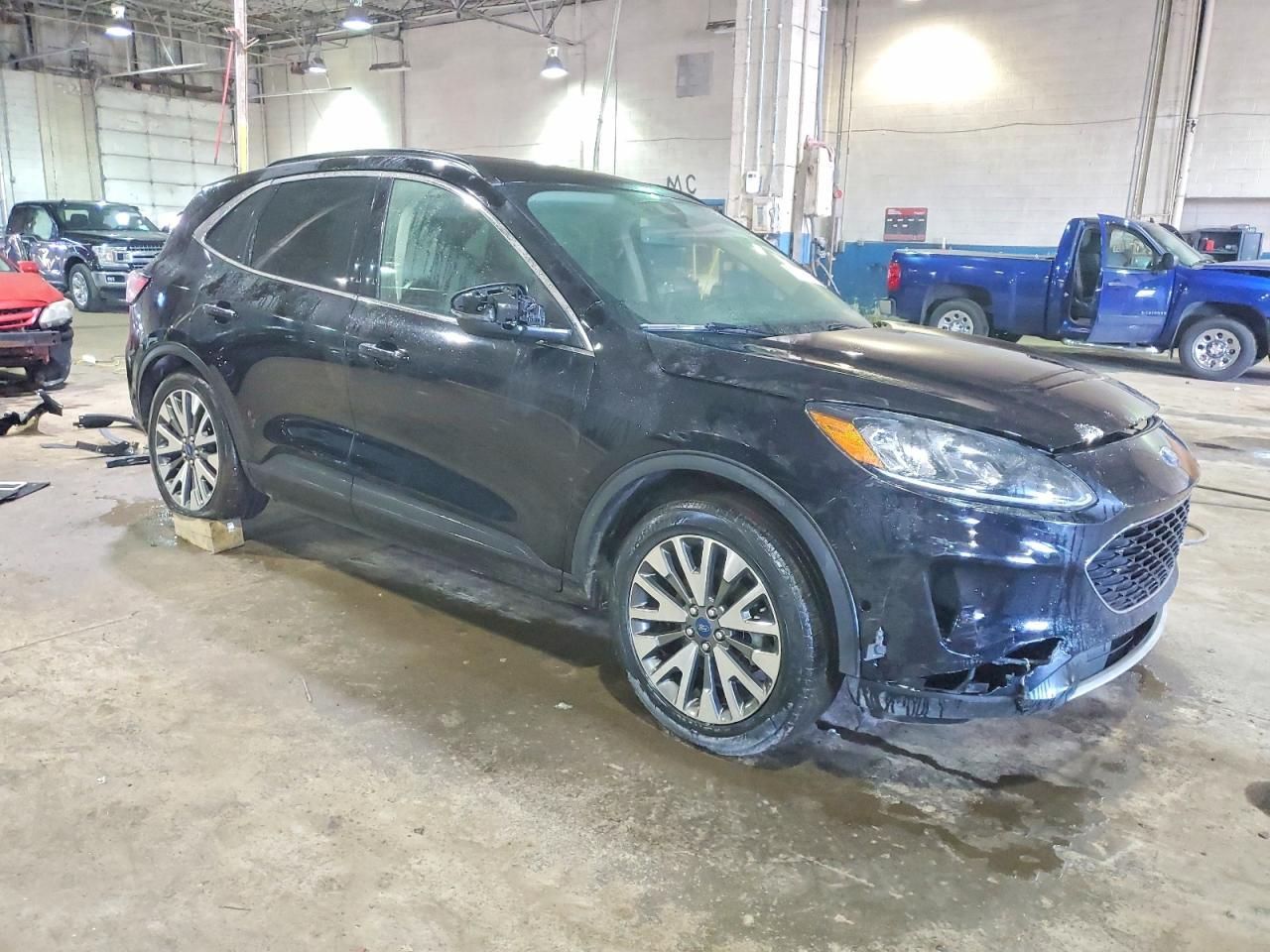 2020 Ford Escape Titanium