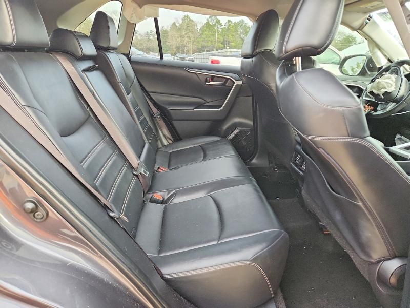 2019 Toyota Rav4 xle Premium