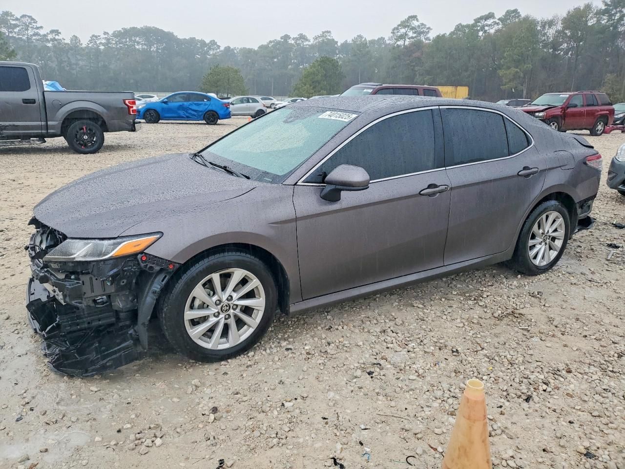 2021 Toyota Camry le
