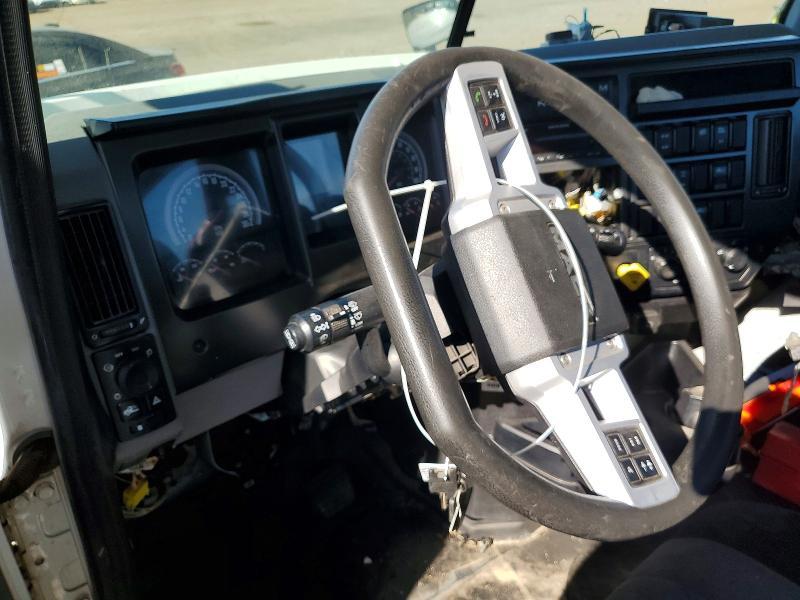 2022 Mack Anthem Semi Truck
