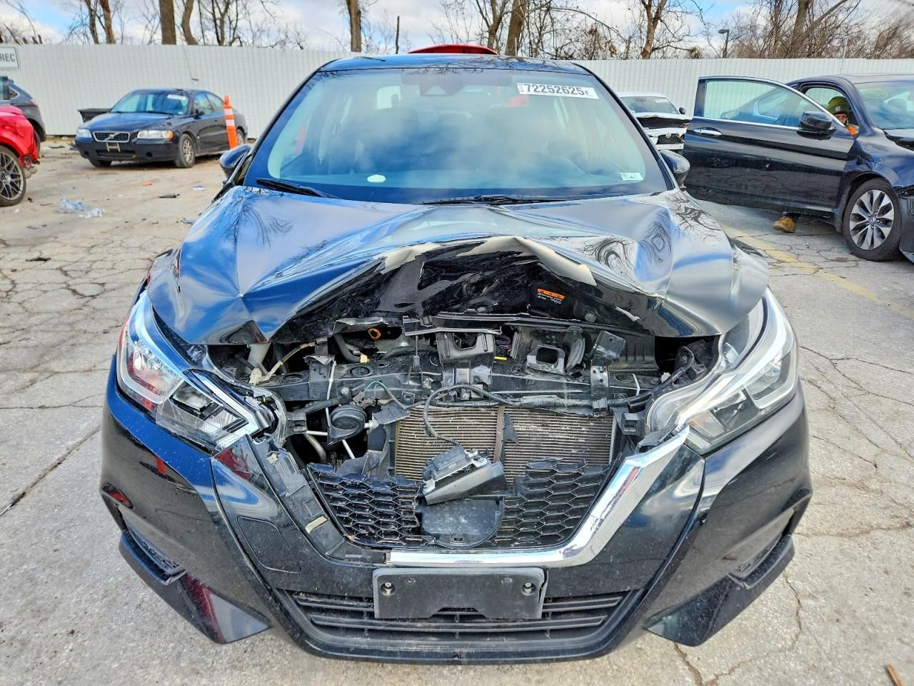 2021 Nissan Versa sv