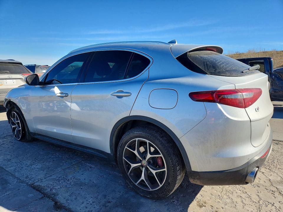 2019 Alfa Romeo Stelvio ti
