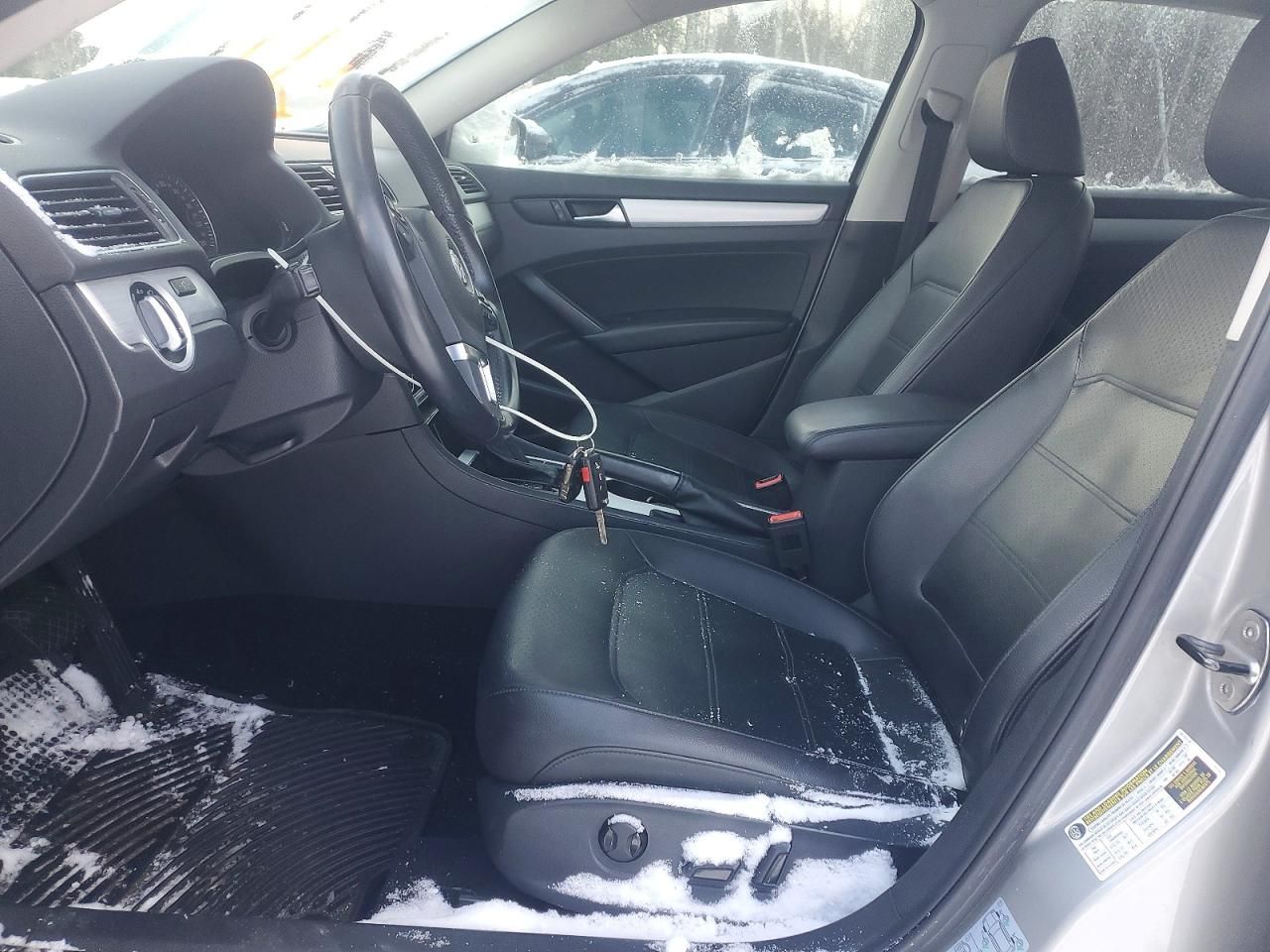 2013 Volkswagen Passat se