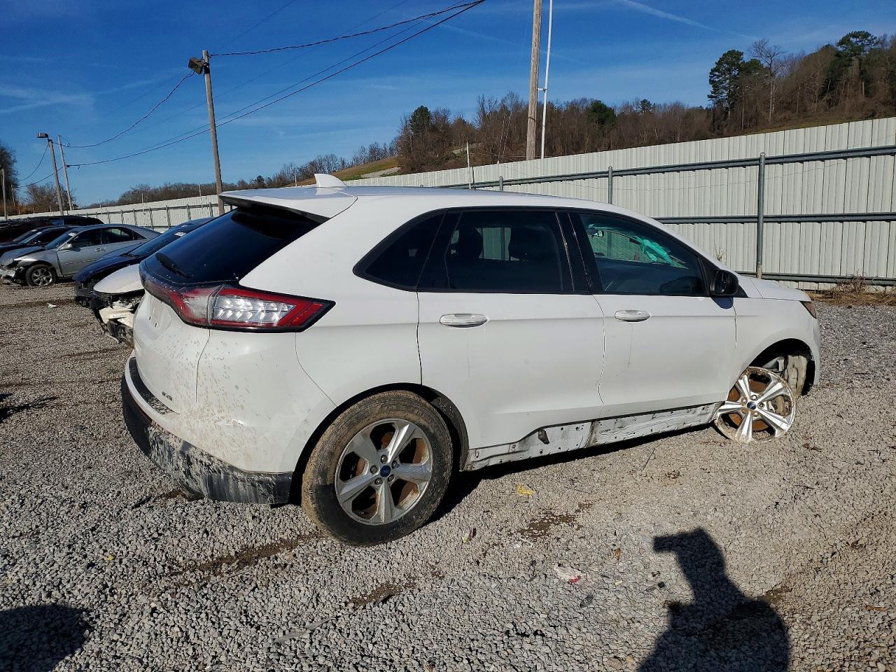 2017 Ford Edge se