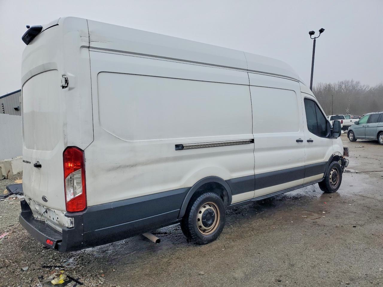 2022 Ford Transit T-250
