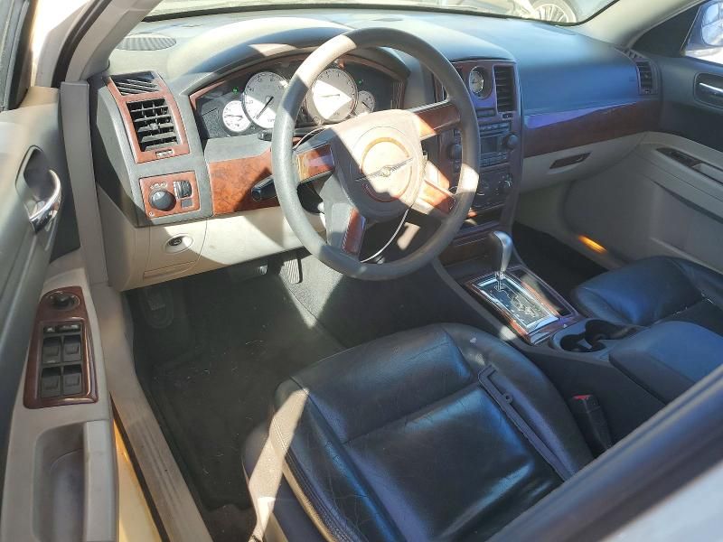 2005 Chrysler 300
