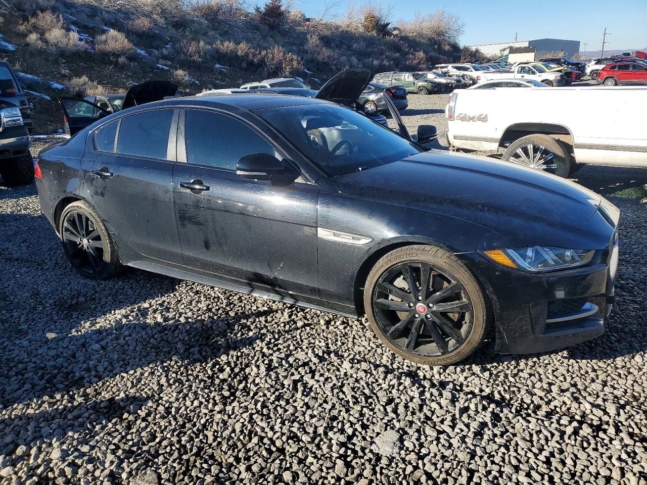 2017 Jaguar Xe R-sport