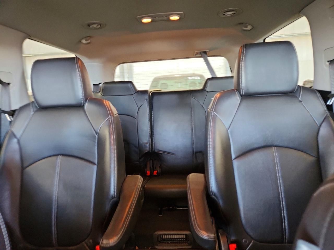 2017 GMC Acadia Limited Slt-2