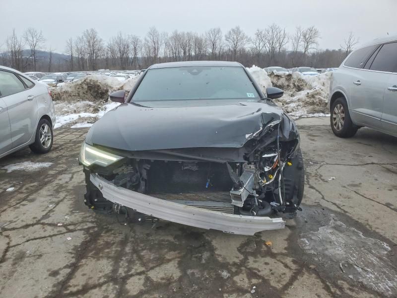 2022 Audi A6 Premium Plus