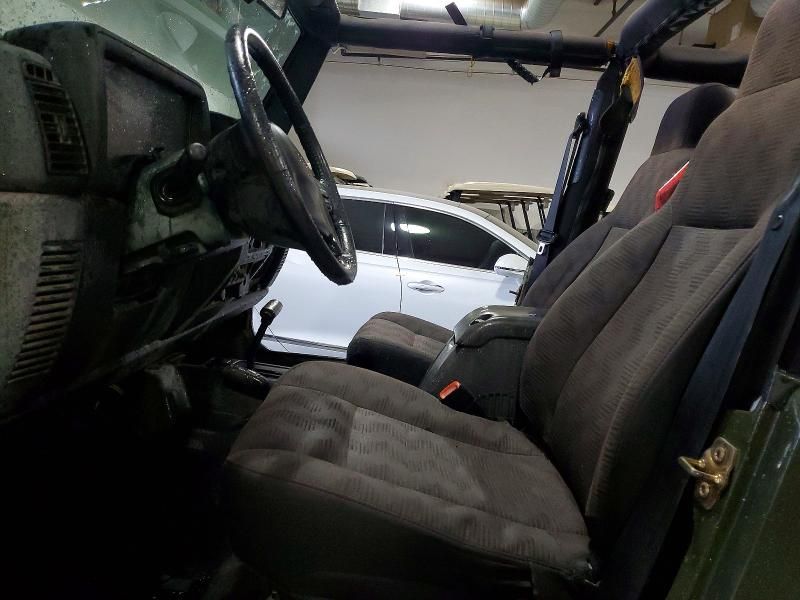 2003 Jeep Wrangler / tj Sport