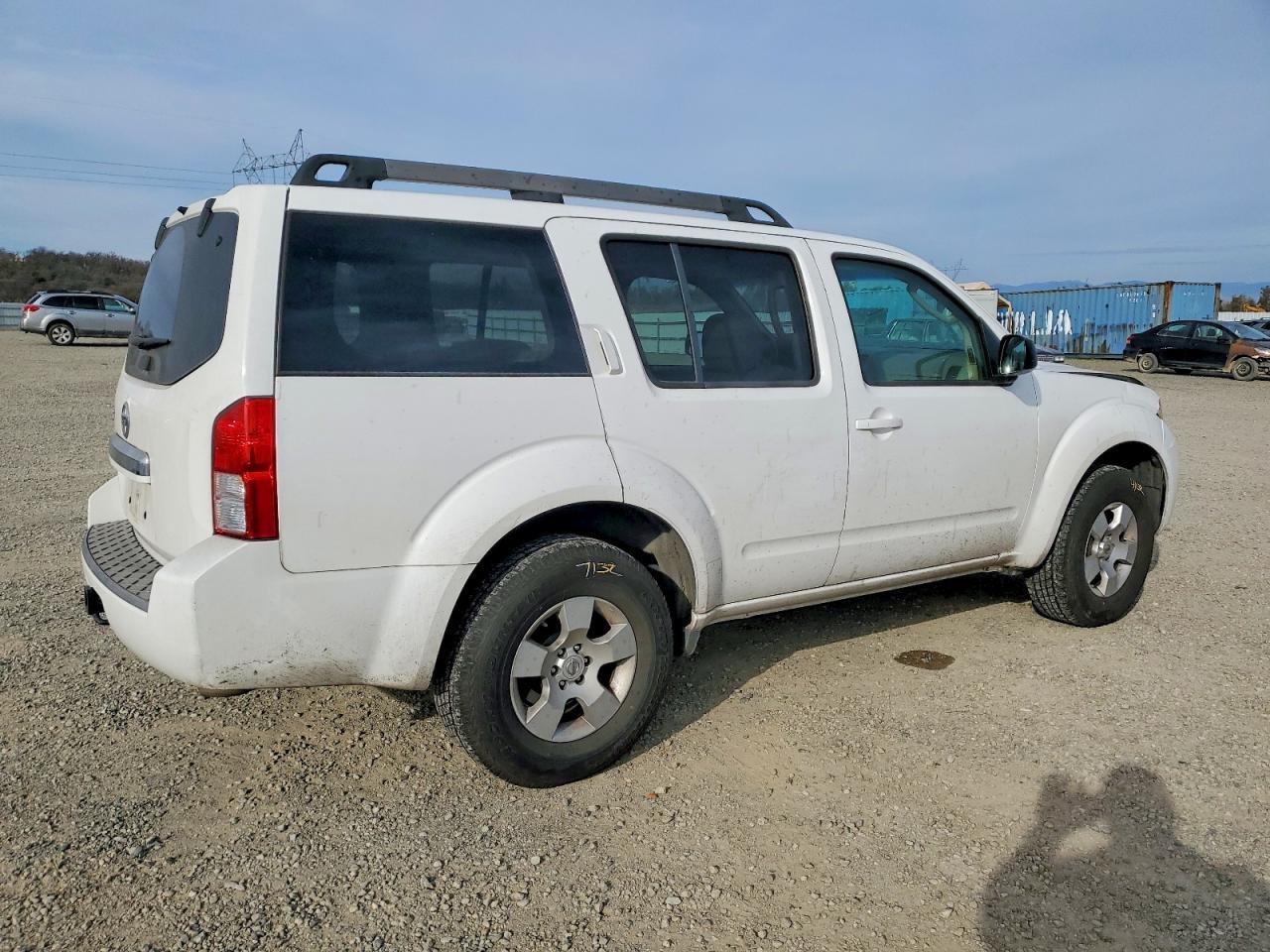 2008 Nissan Pathfinder s