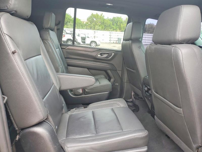 2023 Chevrolet Suburban C1500 lt