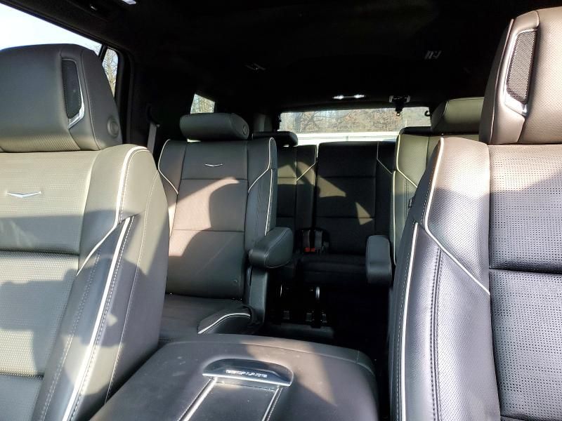 2024 Cadillac Escalade Sport