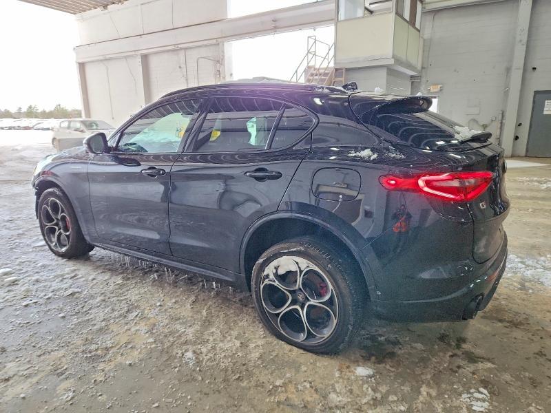2023 Alfa Romeo Stelvio ti