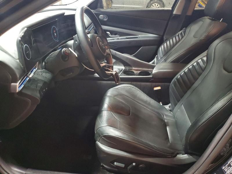 2021 Hyundai Elantra Limited