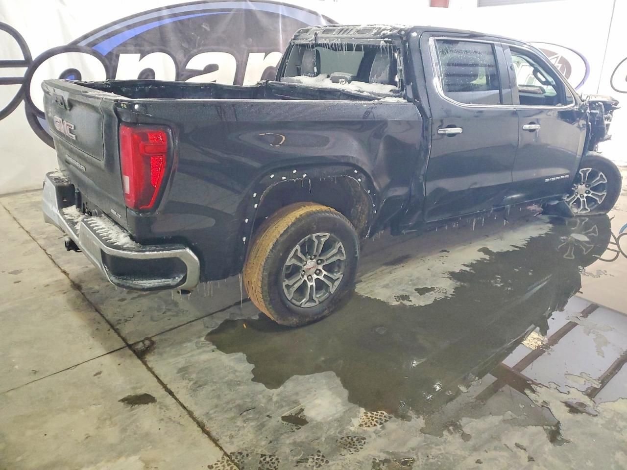 2025 GMC Sierra C1500 slt