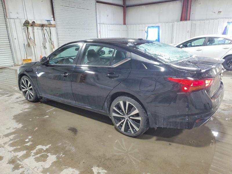 2020 Nissan Altima sr