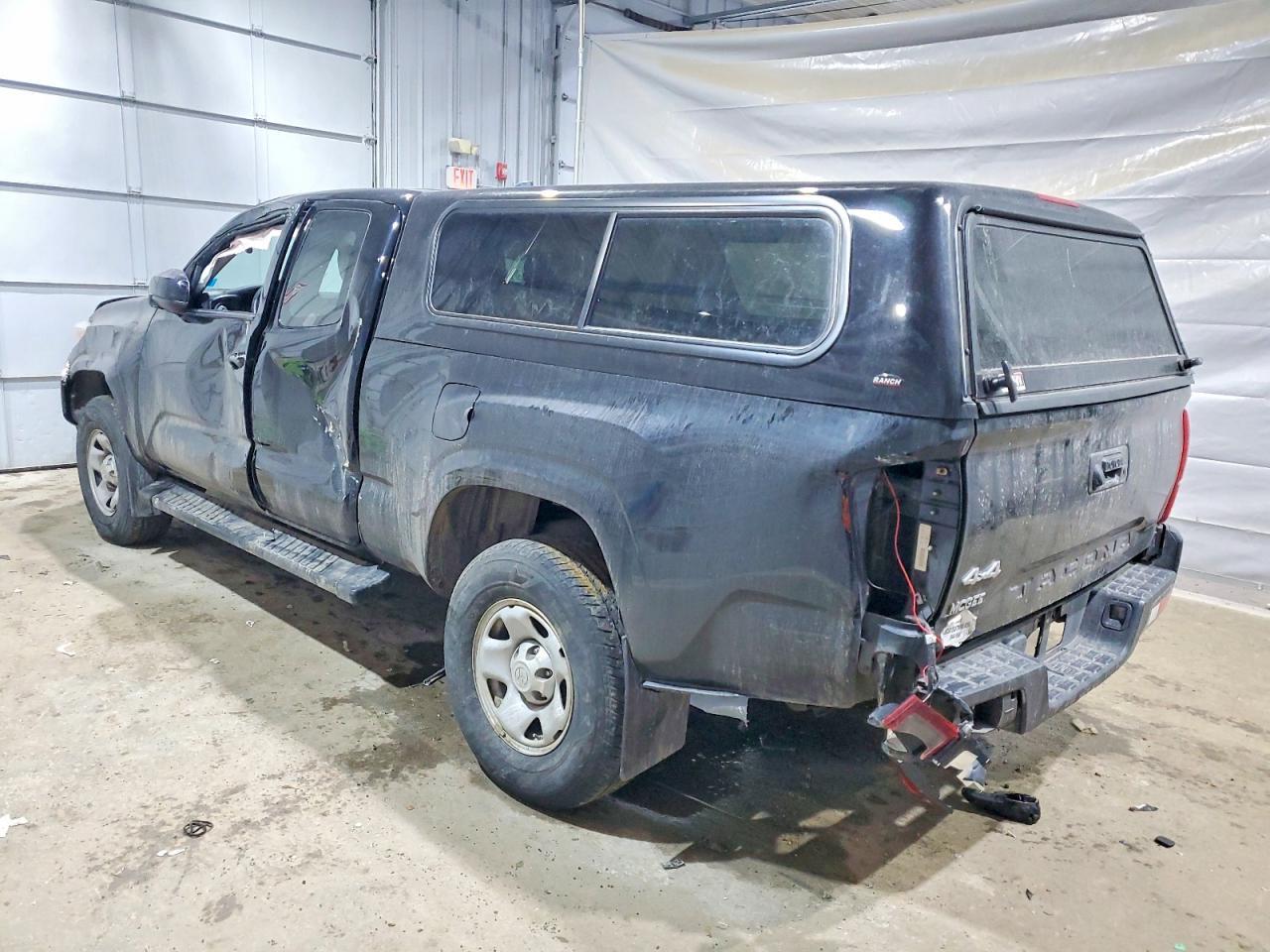 2018 Toyota Tacoma SR