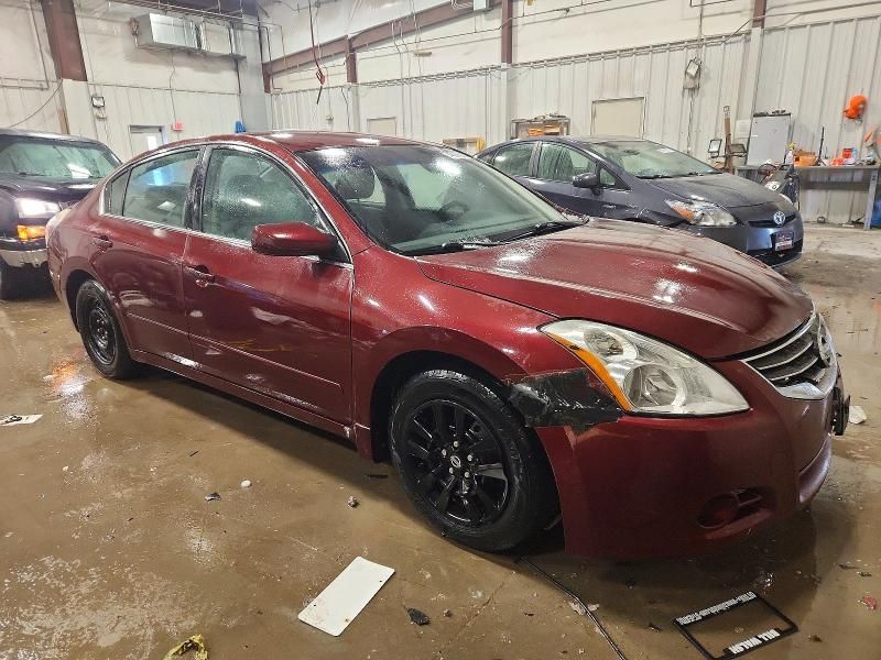 2010 Nissan Altima Base