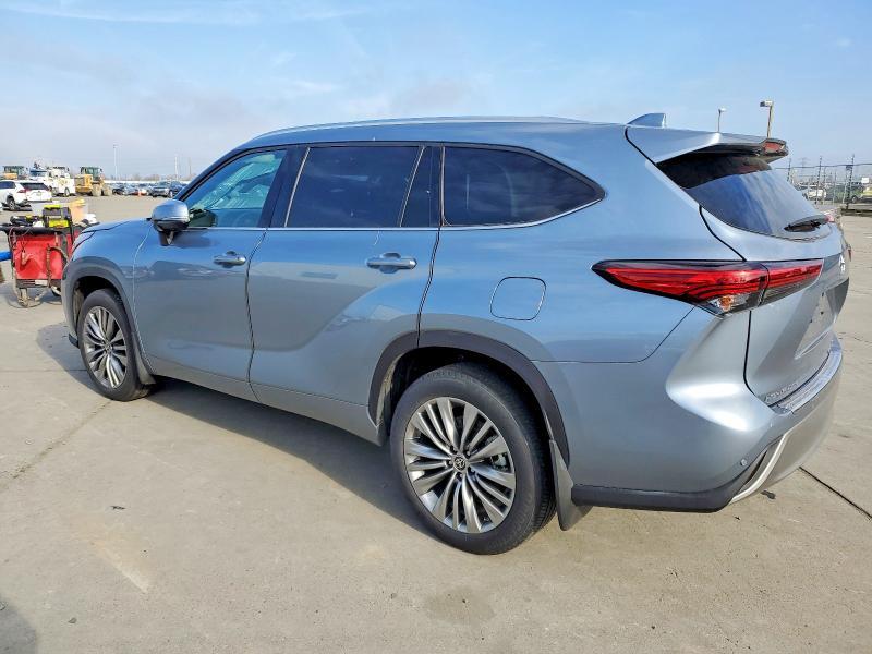 2020 Toyota Highlander Platinum
